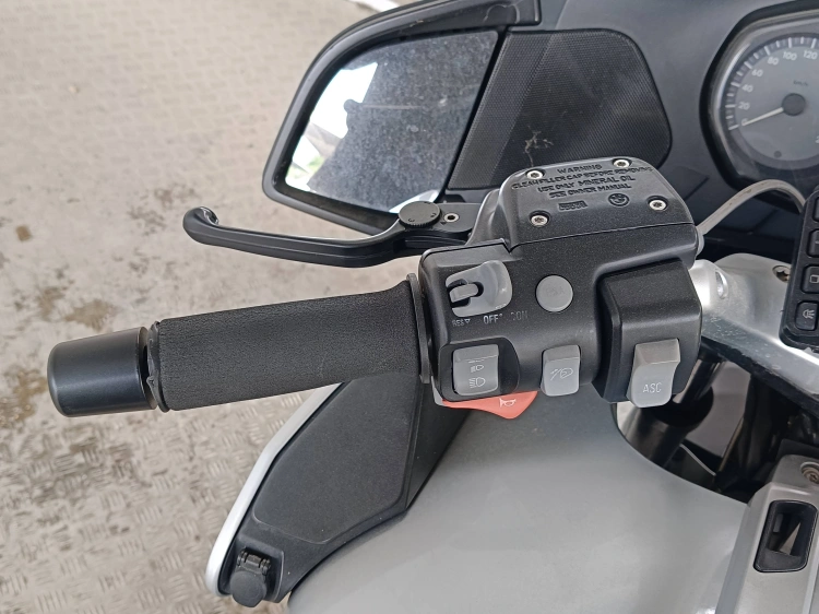 6 - BMW Motorrad RT R 1200 RT Abs