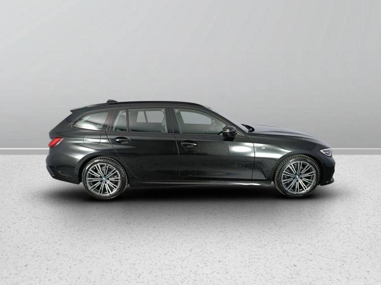 3 - BMW Serie 3 320d Touring mhev 48V xdrive Msport auto