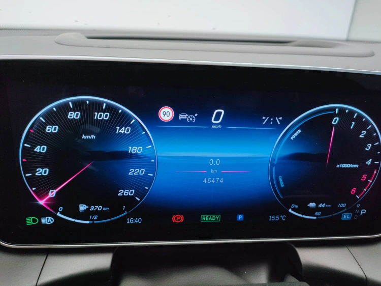 19 - Mercedes-Benz GLC 300 de phev AMG Line Premium Plus 4matic auto