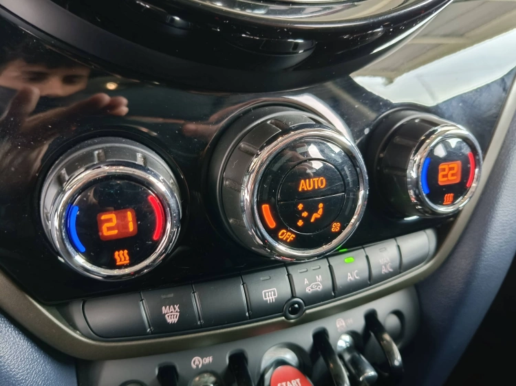 15 - MINI Countryman Mini Countryman 1.5 One D Northwood Edition auto