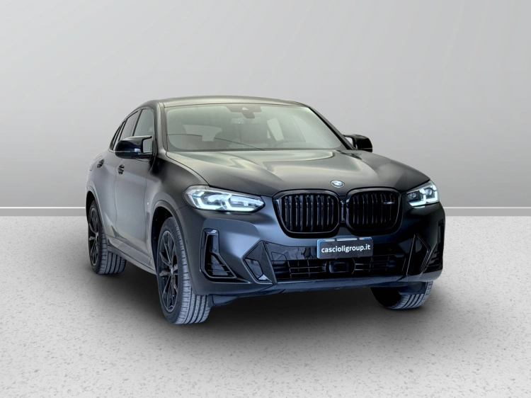 3 - BMW X4 BMW X4 M40d xDrive