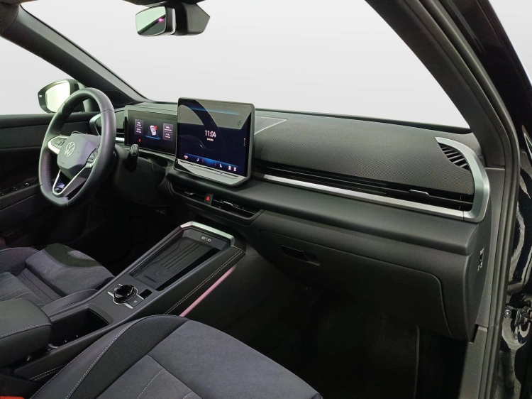 10 - Volkswagen T T-Roc 1.5 etsi Style 150cv dsg