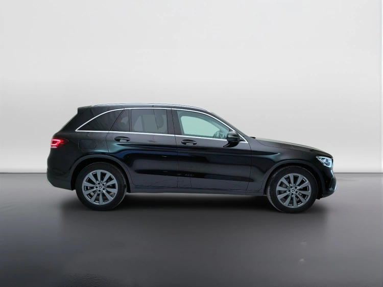 7 - Mercedes-Benz GLC 220 d Sport 4matic auto