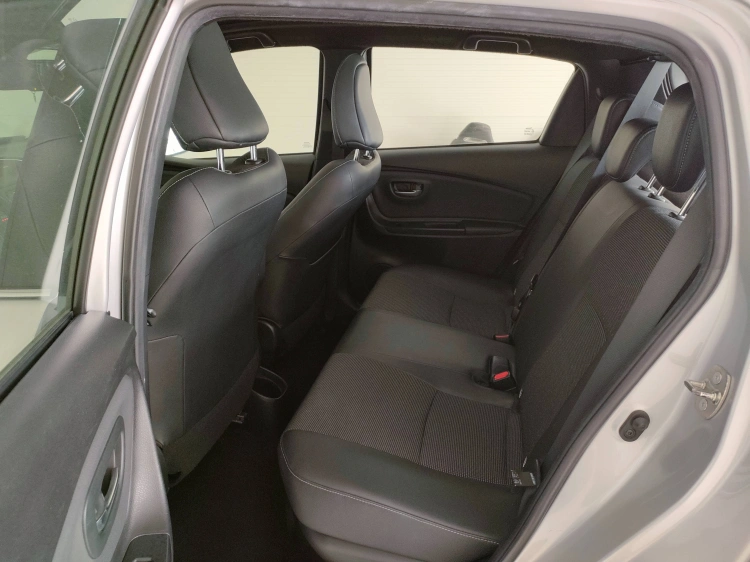 10 - Toyota Yaris Yaris 5p 1.5h Style my18