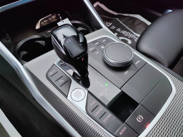 12 - BMW Serie 3 320d Touring mhev 48V Msport auto