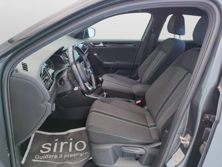 15 - Volkswagen T T-Roc 2.0 tdi Style 115cv