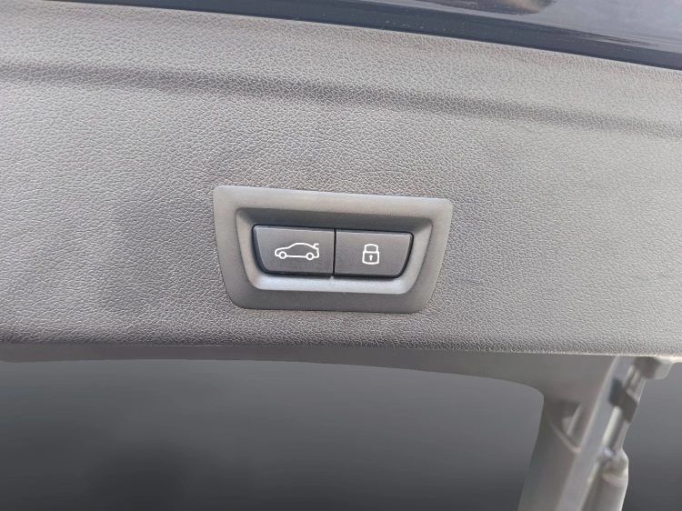 23 - BMW X6 X6 xdrive30d Msport auto