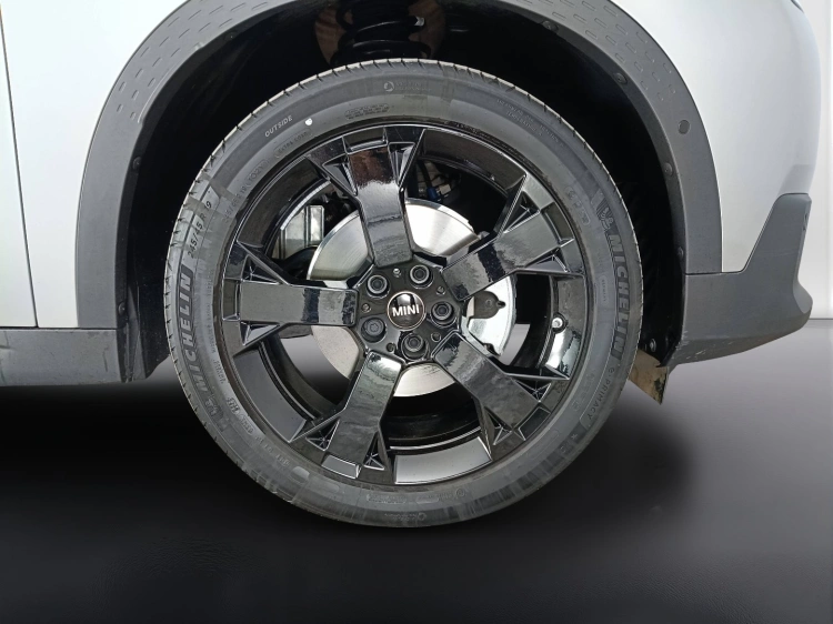 15 - MINI Countryman Mini Countryman 2.0 48V D Classic auto