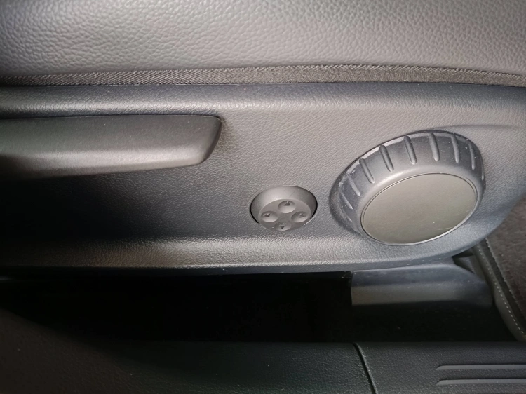 20 - Mercedes-Benz Classe A 180 d Sport auto