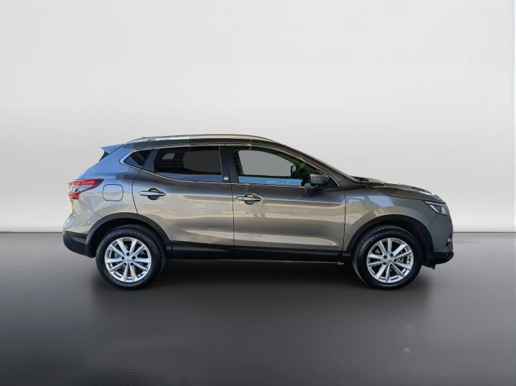 3 - Nissan Qashqai Qashqai 1.5 dci N-Connecta 110cv