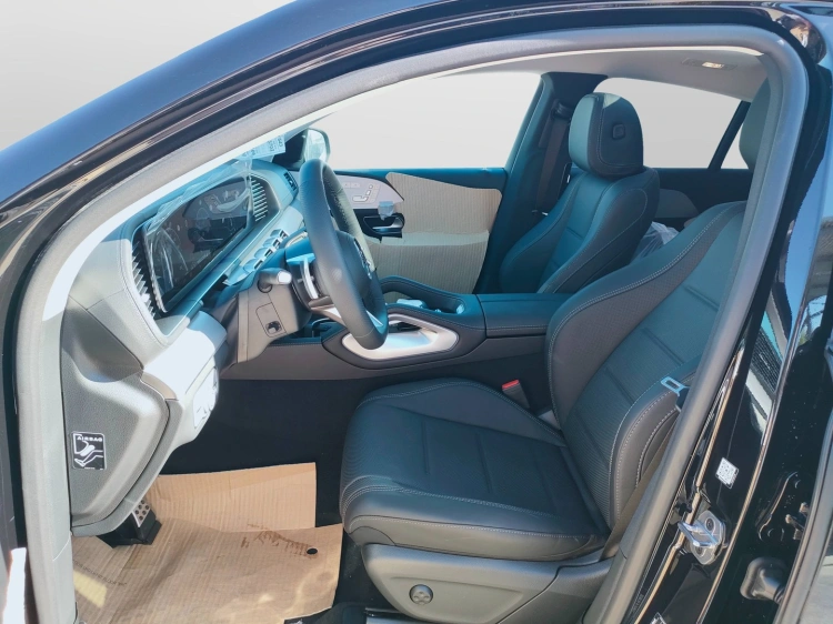 11 - Mercedes-Benz GLE 300 d 4MATIC Coupe