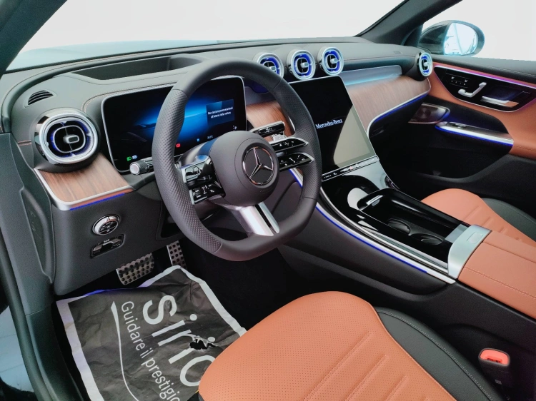 15 - Mercedes-Benz GLC 220 d AMG Line Premium Plus 4matic auto