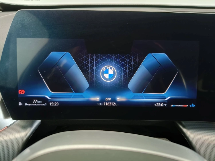 12 - BMW X1 X1 sdrive18d auto