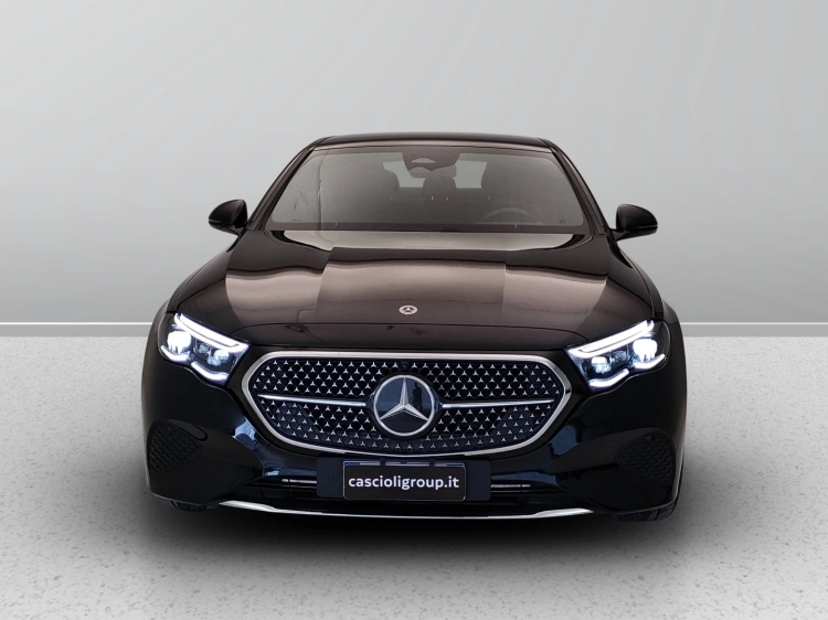 2 - Mercedes-Benz Classe E 220 d 4MATIC