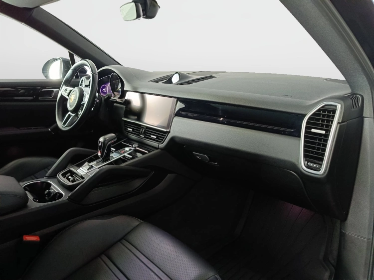 11 - Porsche Cayenne eCayenne Coupe 3.0 e-hybrid 5p.ti tiptronic