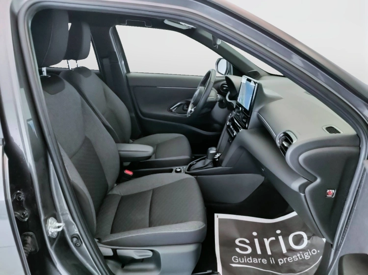 13 - Toyota Yaris Cross Yaris Cross 1.5h Trend awd-i 130cv e-cvt