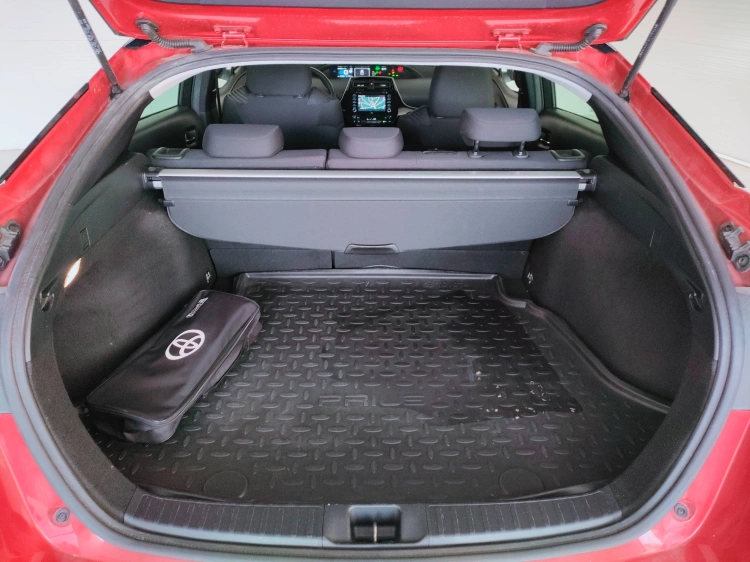 5 - Toyota Prius Prius 1.8h Lounge awd-i ecvt my20