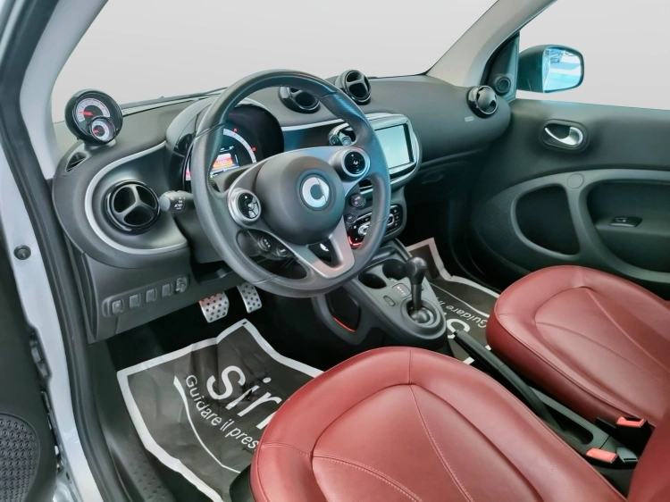 14 - smart fortwo Fortwo 0.9 t Urbanrunner 90cv twinamic