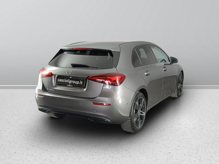 4 - Mercedes-Benz Classe A 180 d Progressive Advanced auto