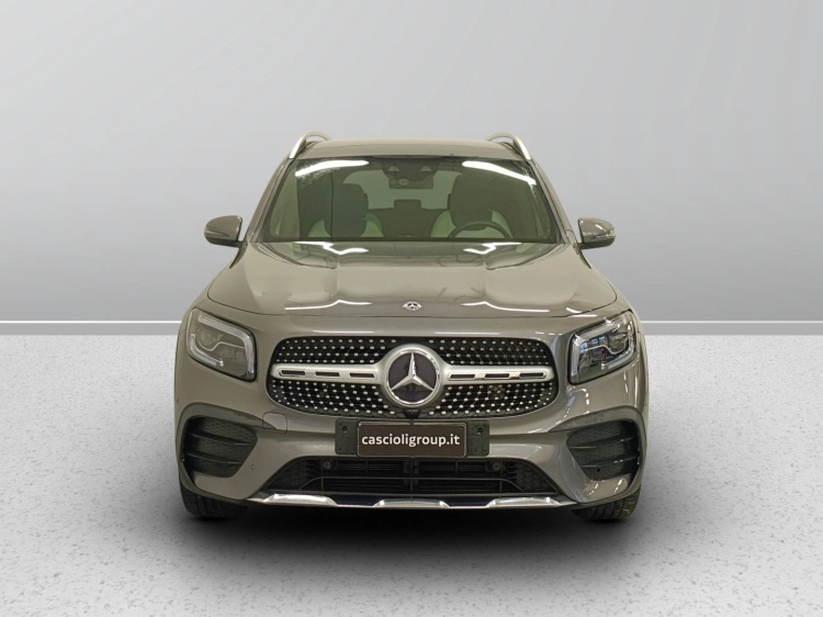 2 - Mercedes-Benz GLB 200 d Premium auto