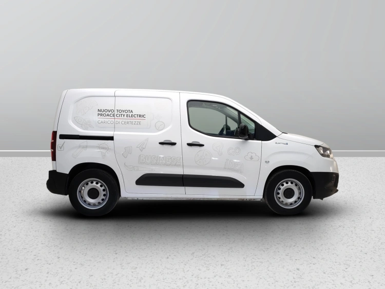 7 - Toyota Professional Proace City Elettrico P.CITY EV L1 50KWH S CMF22