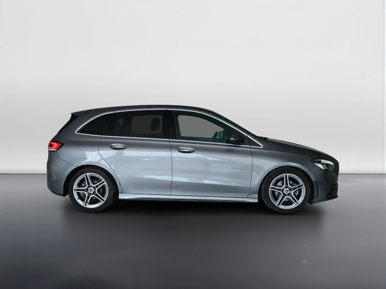 4 - Mercedes-Benz Classe B 180 Premium auto