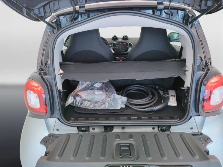 5 - smart fortwo Fortwo eq Passion 4,6kW