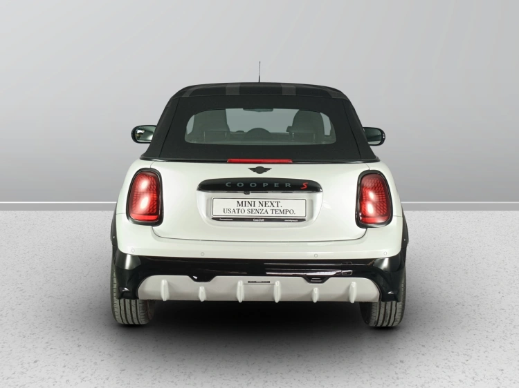 5 - MINI Cooper Mini Cooper Cabrio 2.0 S JCW auto