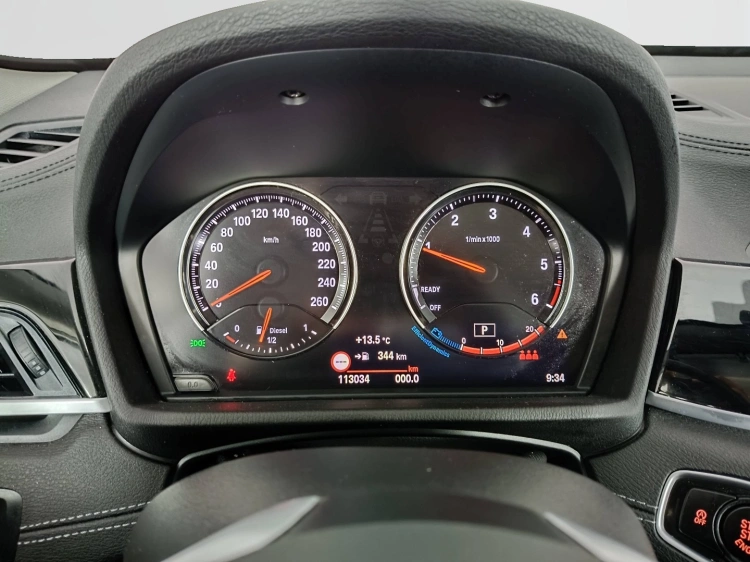 12 - BMW X1 X1 sdrive18d xLine Plus auto