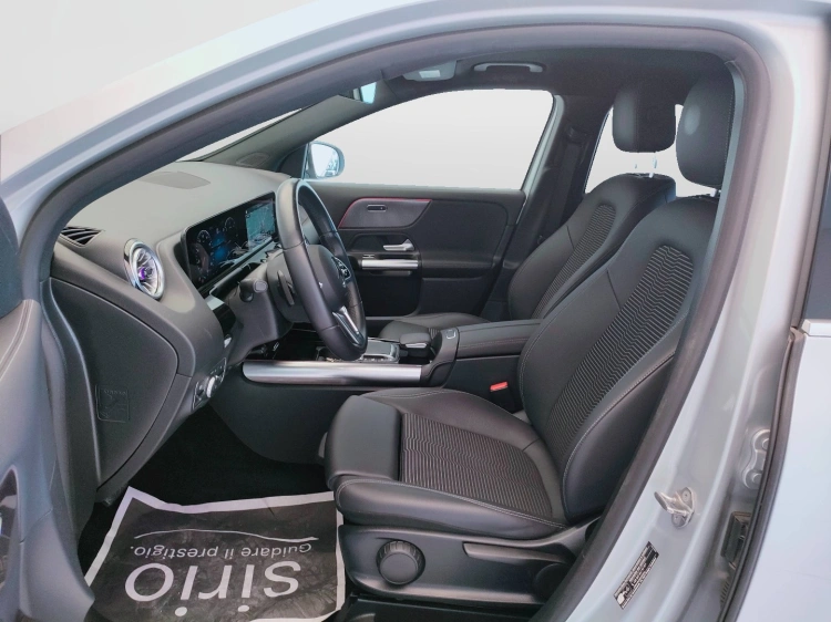 18 - Mercedes-Benz GLA 200 d Sport Plus auto