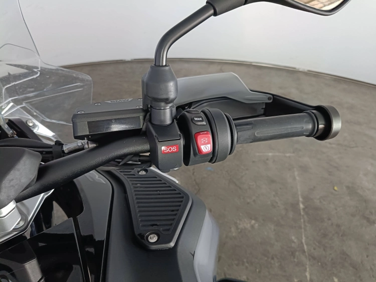 8 - BMW Motorrad GS R 1300 GS ADVENTURE
