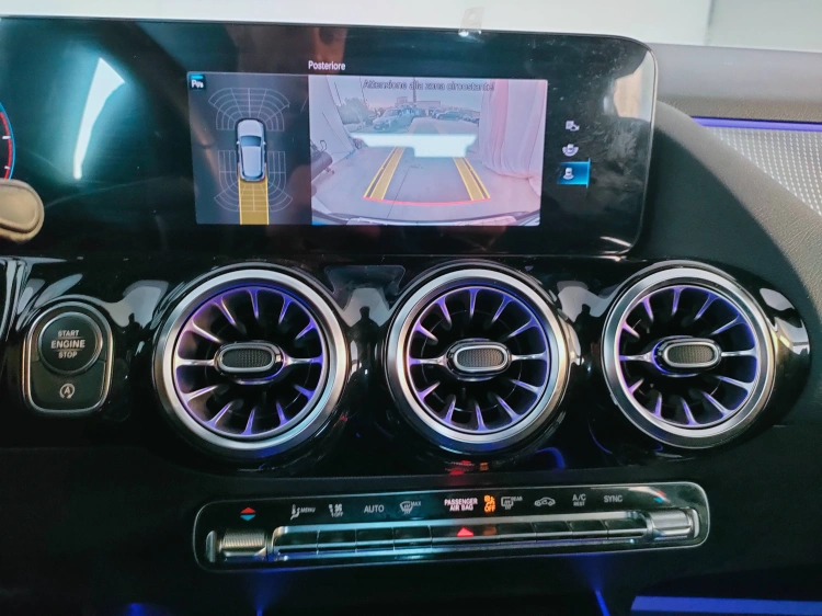 11 - Mercedes-Benz GLA 180 d Sport Plus auto