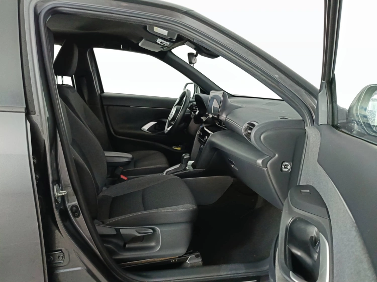 10 - Toyota Yaris Cross TOYOTA Yaris Cross 1.5 Hybrid 5p. E-CVT Trend