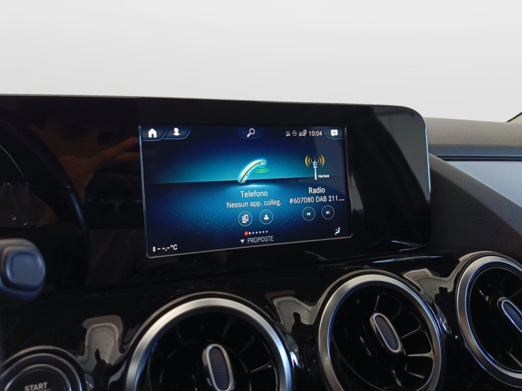 13 - Mercedes-Benz Classe B 180 d Sport auto