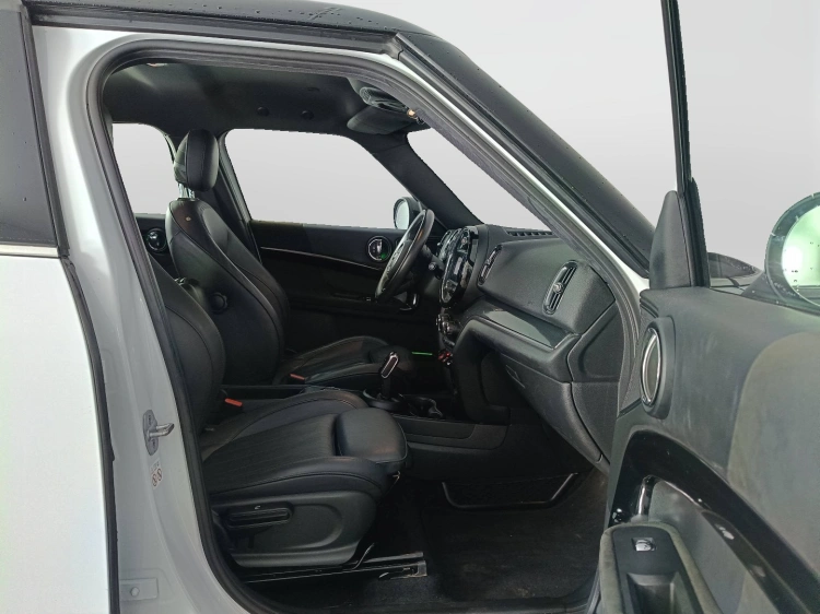 11 - MINI Countryman Mini Countryman 2.0 Cooper SD auto