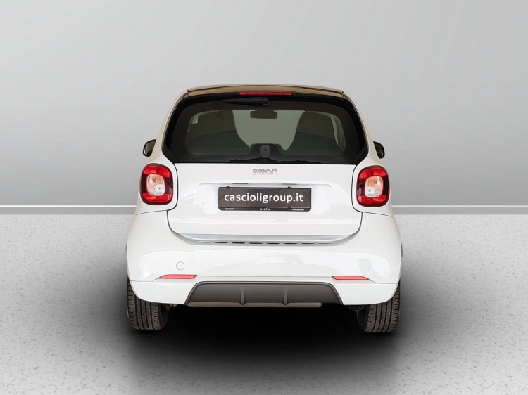 4 - smart fortwo Fortwo 1.0 Superpassion 71cv twinamic