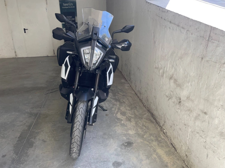 3 - Ktm Adventure 790 Adventure