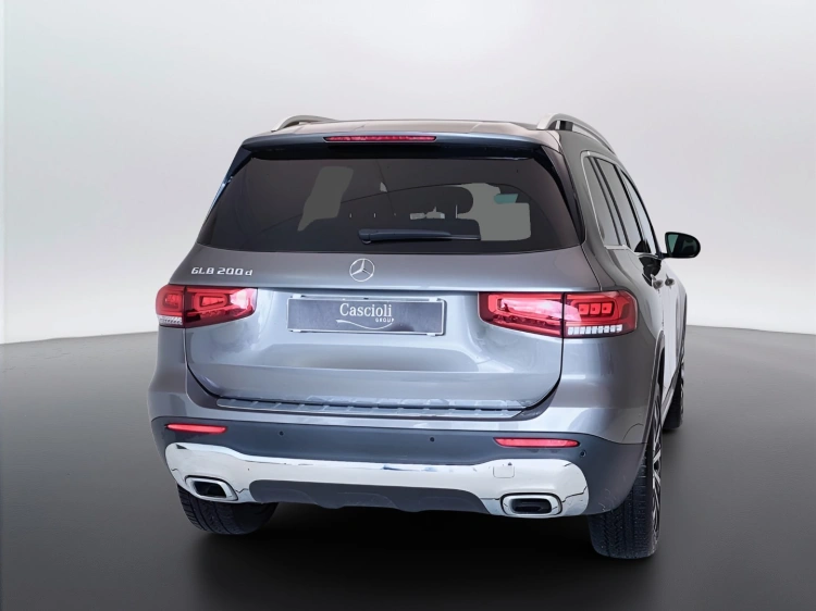 6 - Mercedes-Benz GLB 200 d Sport Plus auto 7p.ti