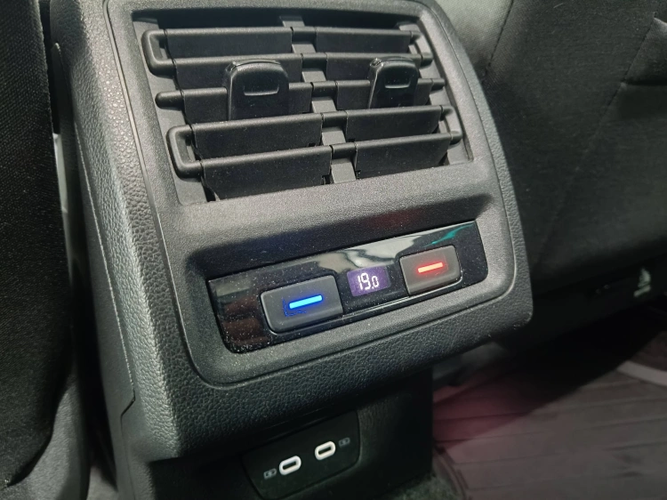 19 - Volkswagen Golf Golf 2.0 tdi Life 115cv dsg