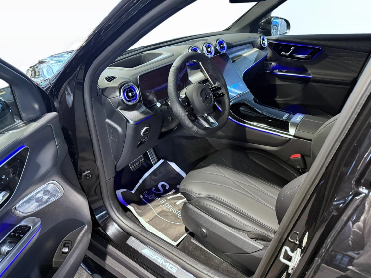 8 - Mercedes AMG GLC Mercedes-AMG GLC 43 4MATIC