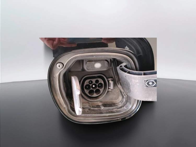 9 - smart fortwo Fortwo eq Pure 4,6kW