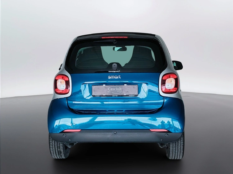 4 - smart fortwo Fortwo eq Passion 4,6kW