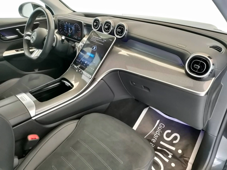 10 - Mercedes-Benz GLC 300 de phev AMG Line Premium Plus 4matic auto