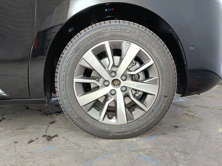 7 - Toyota Professional PROACE VERSO PROACE VERSOL1 2.0D177A LUX25