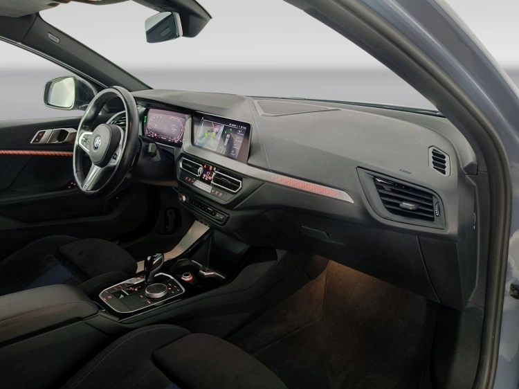 10 - BMW Serie 1 118d Msport auto