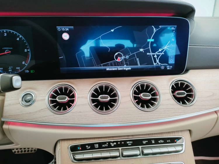 13 - Mercedes-Benz CLS Coupe 350 d Premium 4matic auto