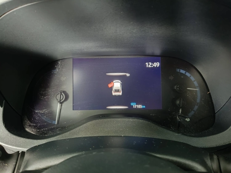 12 - Toyota Yaris Cross TOYOTA Yaris Cross 1.5 Hybrid 5p. E-CVT Trend