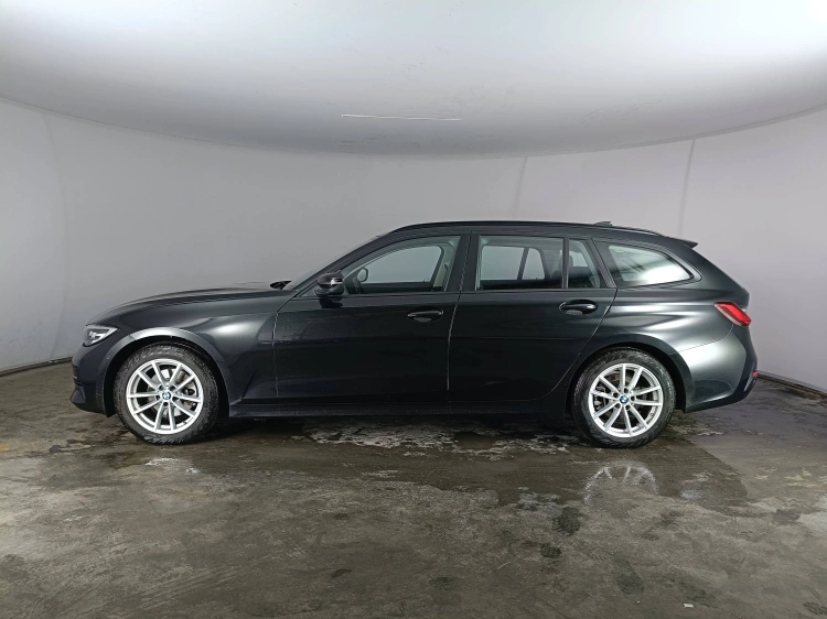 6 - BMW 3 320d Touring Business Advantage auto
