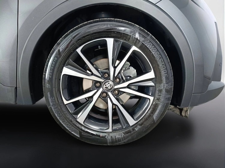 21 - Toyota C-HR C-HR 1.8 hv Trend fwd e-cvt