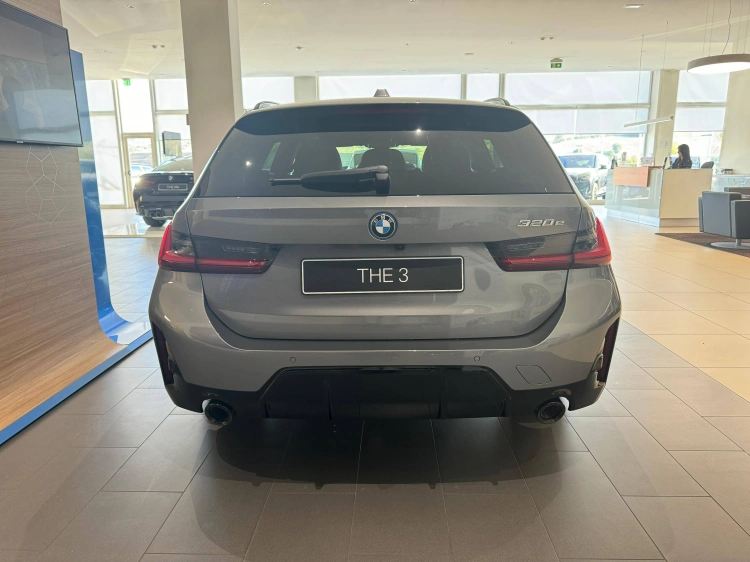 4 - BMW Serie 3 320e Touring
